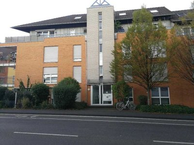 2-Zimmer-Wohnung mit Einbauküche und Terrasse