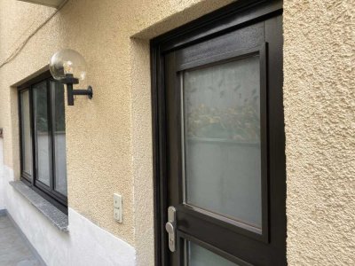Schöne Einliegerwohnung im Souterrain eines EFH in Biebesheim am Rhein