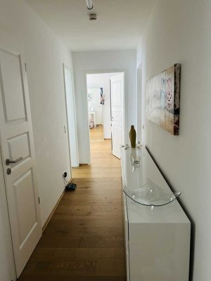 Stilvolle 4-Zimmer-Dachgeschosswohnung mit gehobener Innenausstattung mit Balkon in Koblenz