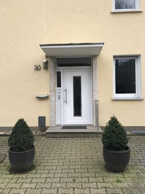 einzugsbereite Erdgeschosswohnung in exponierter Lage !