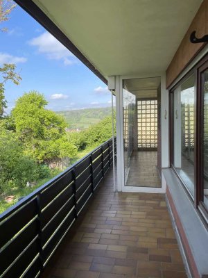 5-Zimmer-Wohnung mit Balkon und EBK in Weikersheim