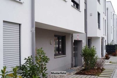 Reihenmittelhaus mit Seitenanbau - provisionsfrei
