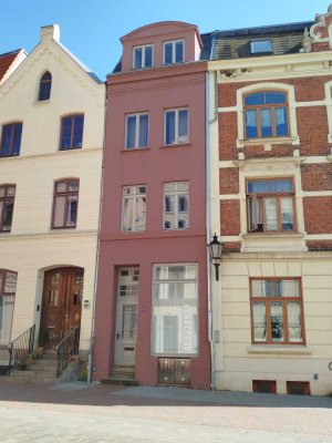 Lukratives, individuelles Wohnhaus unweit des Marktes