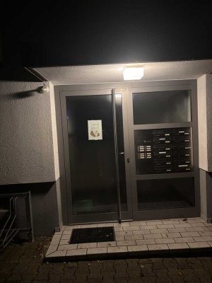 Schöne und voll ausgestattete 3 Zimmer Wohnung