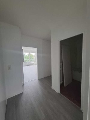 Charmante 3 Zimmer Wohnung mit neu saniertem Bad
