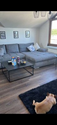 ***Moderne Dachgeschosswohnung mit Studiocharakter***