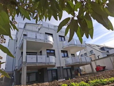 Moderne 3. Zi.-Wohnung mit Südbalkon und Gartenanteil im Neubau in Höfingen