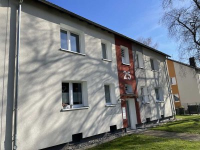 Schicke Wohnung sucht ruhige Mieter: ideale 2-Raum-Wohnung mit Sonnenbalkon
