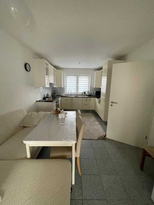 4 ZKB mit Balkon, Terrasse u. Gäste-WC, OS vord. Wüste, Parkett, Granitboden, EBK, ab sofort