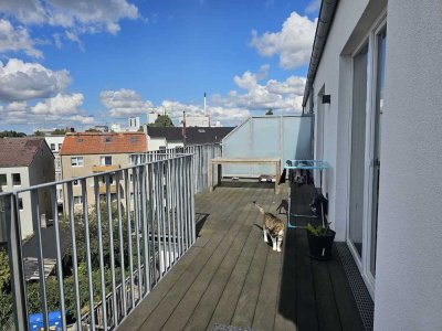 Traumhafte Dachterrasse, 3,5 Zimmer, Einbauküche, Baujahr 2022, AUFZUG vorhanden, Solarenergie