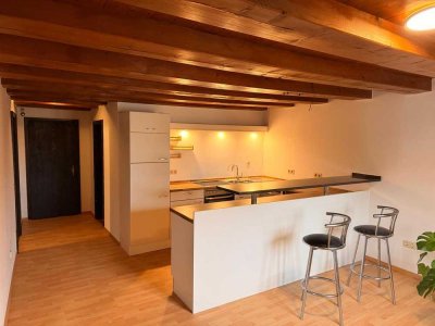 TRAUMHAFT SCHÖN & RUHIG WOHNEN im idyllischen Staufen Wettelbrunn inklusive Doppelgarage & Freisitz