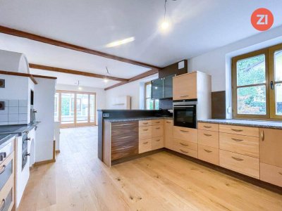 Einzigartige 3- Zimmer Wohnung mit großzügigem Wintergarten und Terrasse im Erdgeschoss