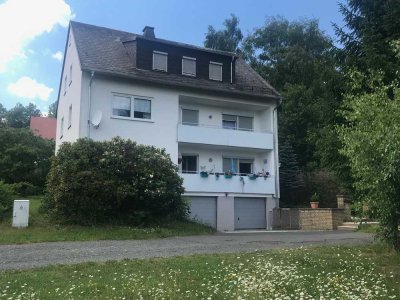 Helle 3-Zimmer-Wohnung im 2. OG mit Garage in Schönwald