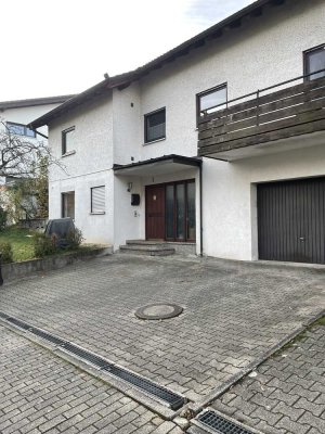 Schöne und geräumige Doppelhaushälfte in Waldhilsbach