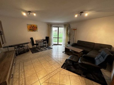 Attraktive 2-Zimmer-Wohnung mit großem Garten, Terrasse & Einbauküche in ruhiger Lage von IN-Südwest