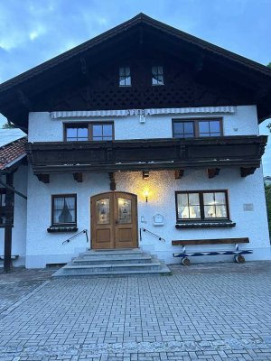 Mit Anpacken und günstig Wohnen