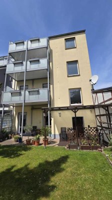 Attraktives Mehrfamilienhaus mit 4 Wohnungen in begehrter Lage von Bochum-Weitmar