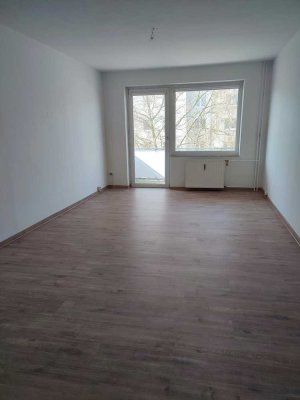 2,5 Zimmer frisch für Sie renoviert