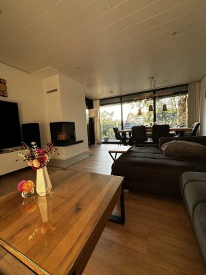 Von privat: Moderne, offen gestaltete 3-Zimmer ETW (97m²) mit Kamin und großzügiger Loggia & Garage