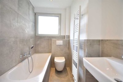 Renoviert & Bezugsfrei! Moderne 2-Zimmer-Whg im Erdgeschoss