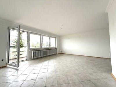 Bestlage Gröbenzell, lichtdurchflutete, schöne 3 - 4 Zi.-Wohnung mit sonnigem Balkon und Keller