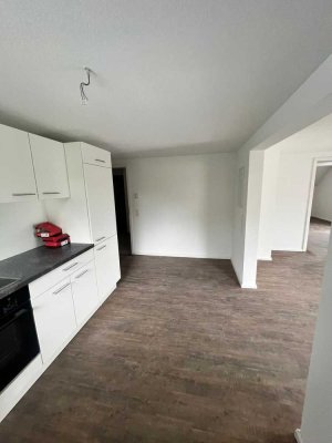 Charmante 2-Zimmer-Wohnung mit gehobener Innenausstattung mit Balkon und EBK in Efringen-Kirchen