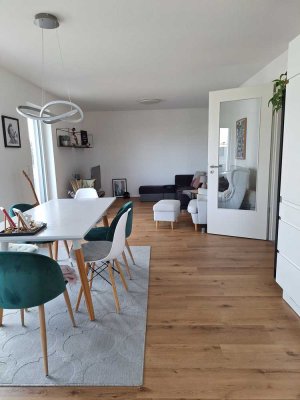 Neuwertige 3-Zimmer-Wohnung mit Balkon