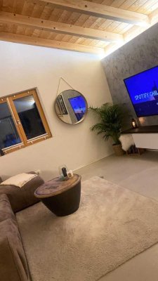 Offene hochwertige Studiowohnung 2,5-Zimmer mit Balkon in Hausham