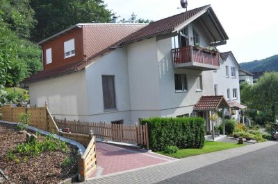 Moderne Einliegerwohnung mit Einbauküche, Terasse und Stellplatz in Hagen-Dahl