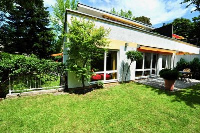 Großzügige 6,5-Zimmer Wohnung mit Terrasse in München-Nymphenburg