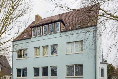 Großzügige und charmante 3-Zimmer-Wohnung in Geestemünde - in Renovierung  - 120 m² (ab Dezember)