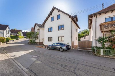 // Wiesloch-Baiertal in ruhiger Lage, 1-Familienhaus mit ELW und großem schönen Garten //