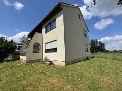 1-2 Familienhaus mit unverbaubarer Sicht !