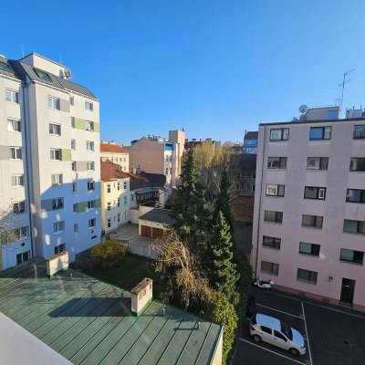 Erstbezug nähe Amalienbad