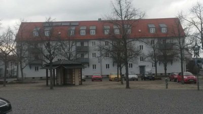 Dachgeschoss-Wohnung mit 2 Zimmern in Wiesau, 3. OG, frisch renoviert