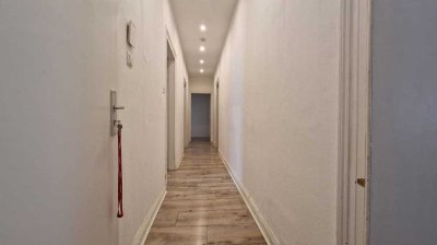 4 Zimmer Altbauwohnung für Studenten WG geeignet