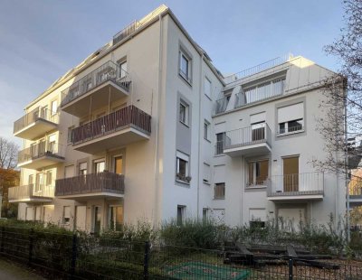 Elegante Erdgeschosswohnung mit Privatgarten im Herzen von Berlin-Karlshorst