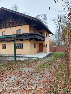 Modernisiertes Einfamilienhaus mit 5 Zimmern und großem Garten in Bad Aibling