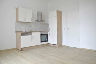 (WHG 05) Helle 1-Zimmer-Wohnung mit hochwertiger Einbauküche und XXL-Terrasse