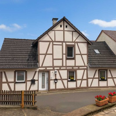 Fachwerkjuwel in Großenlüder-Müs – modernisiert, charmant & vielseitig nutzbar