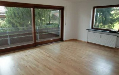 Gemütliche Landhaus-Wohnung mit Südbalkon und Gartenbenutzung