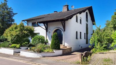 Exklusives Mehrgenerationenhaus in bevorzugter Wohnlage von Homburg