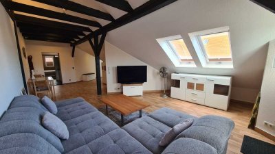 3-Zi- DG- Wohnung., zentr. Lage (nahe Steingrube), Balkon