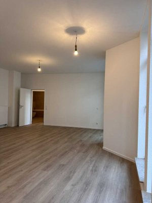 Sanierte Erdgeschosswohnung in modernem Gebäude mit Energieeffizienzklasse B