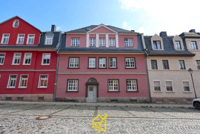 Altbauflair trifft Stadtleben – gepflegtes Mehrfamilienhaus im Schneeberger Zentrum