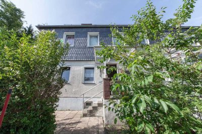 Doppelhaushälfte mit viel Platz in exklusiver Lage.
