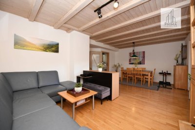 Sonnige 4-Zimmer Wohnung mit eigenem Privatgarten