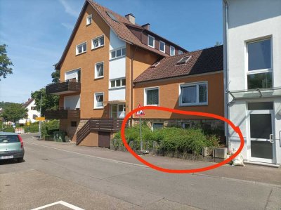 kleine 2-Zimmer Wohnung mit Einbauküche, Souterrain, in S-Kaltental , Halbhöhenlage