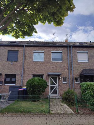 Schönes und modernisiertes 3-Zimmer-Reihenhaus zur Miete in Neuss-Vogelsang