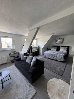 Modernisierte 1-Zimmer-Wohnung mit Einbauküche in Krefeld